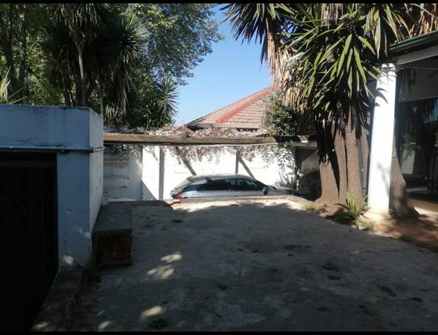 2 BEDROOM HOUSE FOR SALE IN WESTDENE